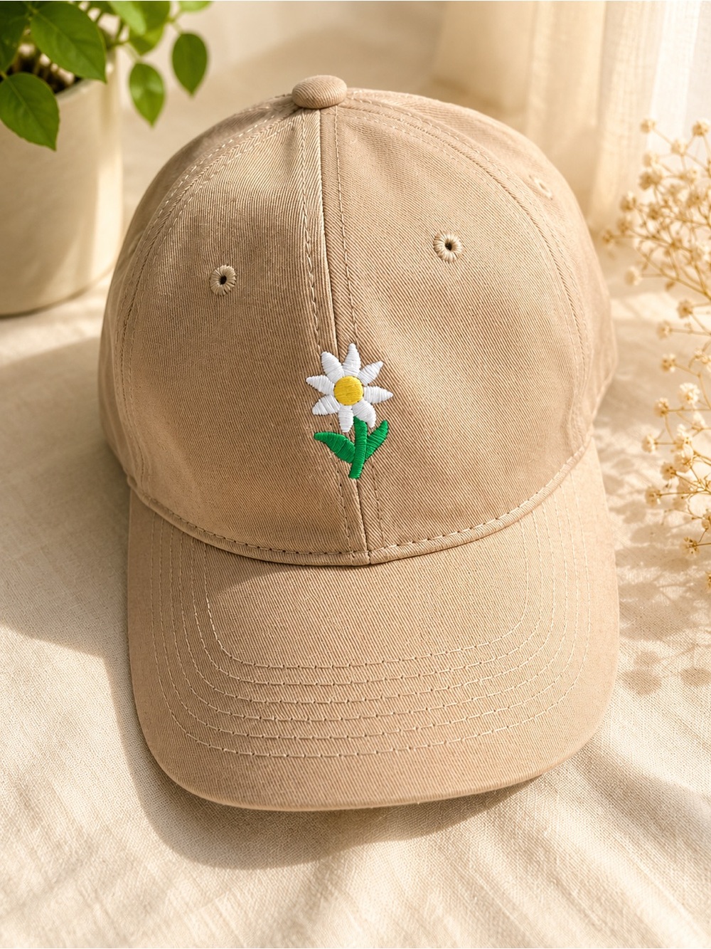 Beige Daisy Embroidered Baseball Cap